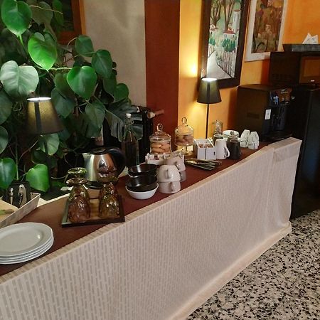 Guest House Villa De Ros Salo Phòng bức ảnh